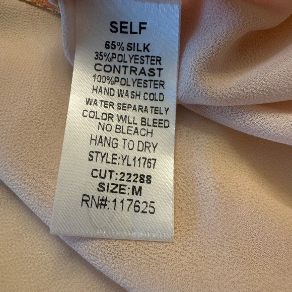 YA LOS ANGELES Peach Silk with Gold Sequins Tank Medium - Picture 7 of 7